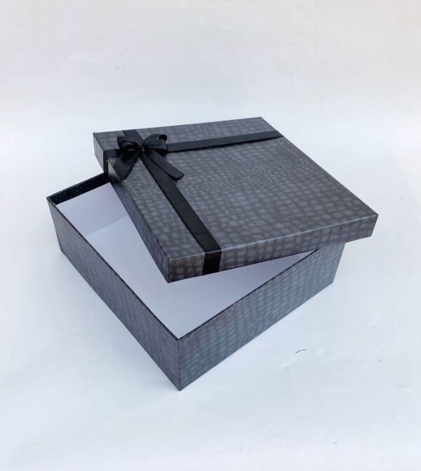 Square box - Image 11